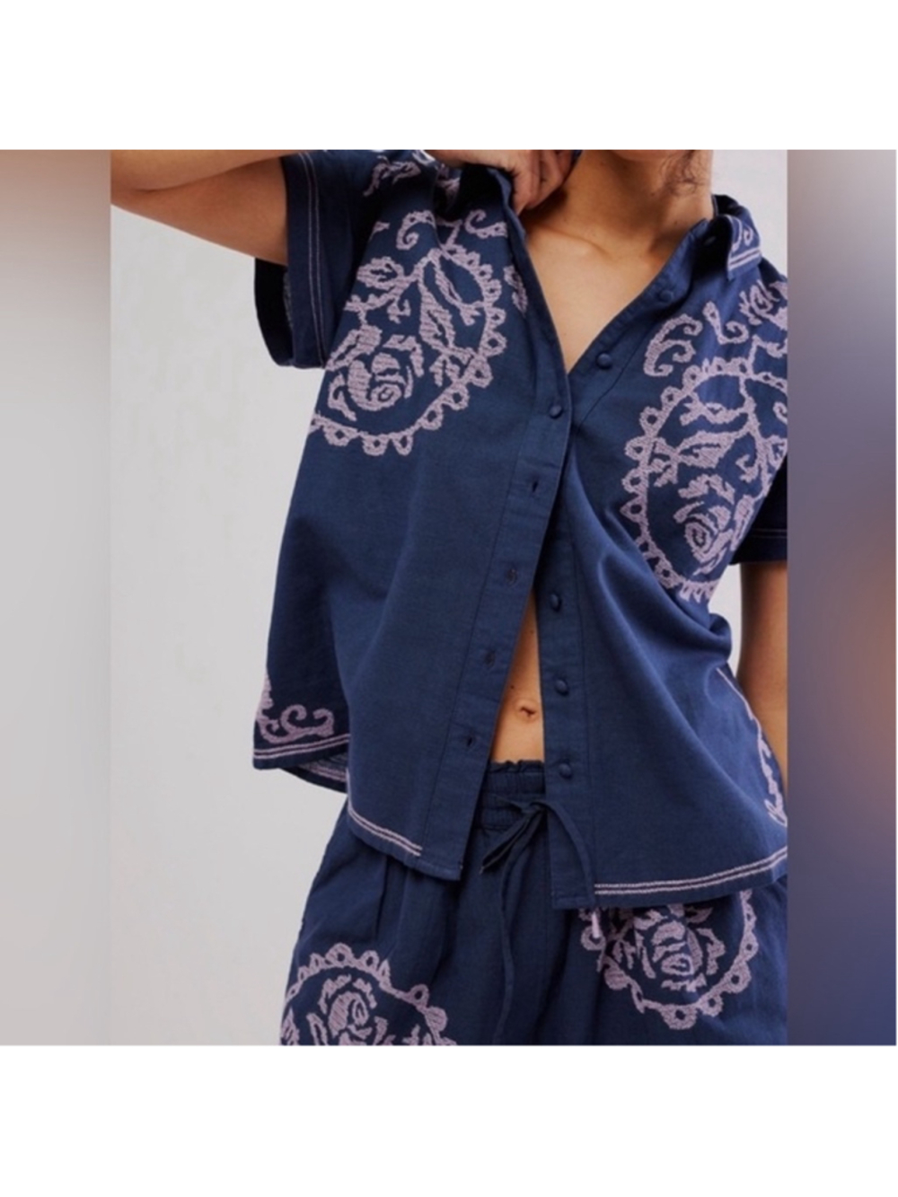 Free People Summer Love Button Down Shirt XS Blue Pink Embroidered Floral - Picture 4 of 4